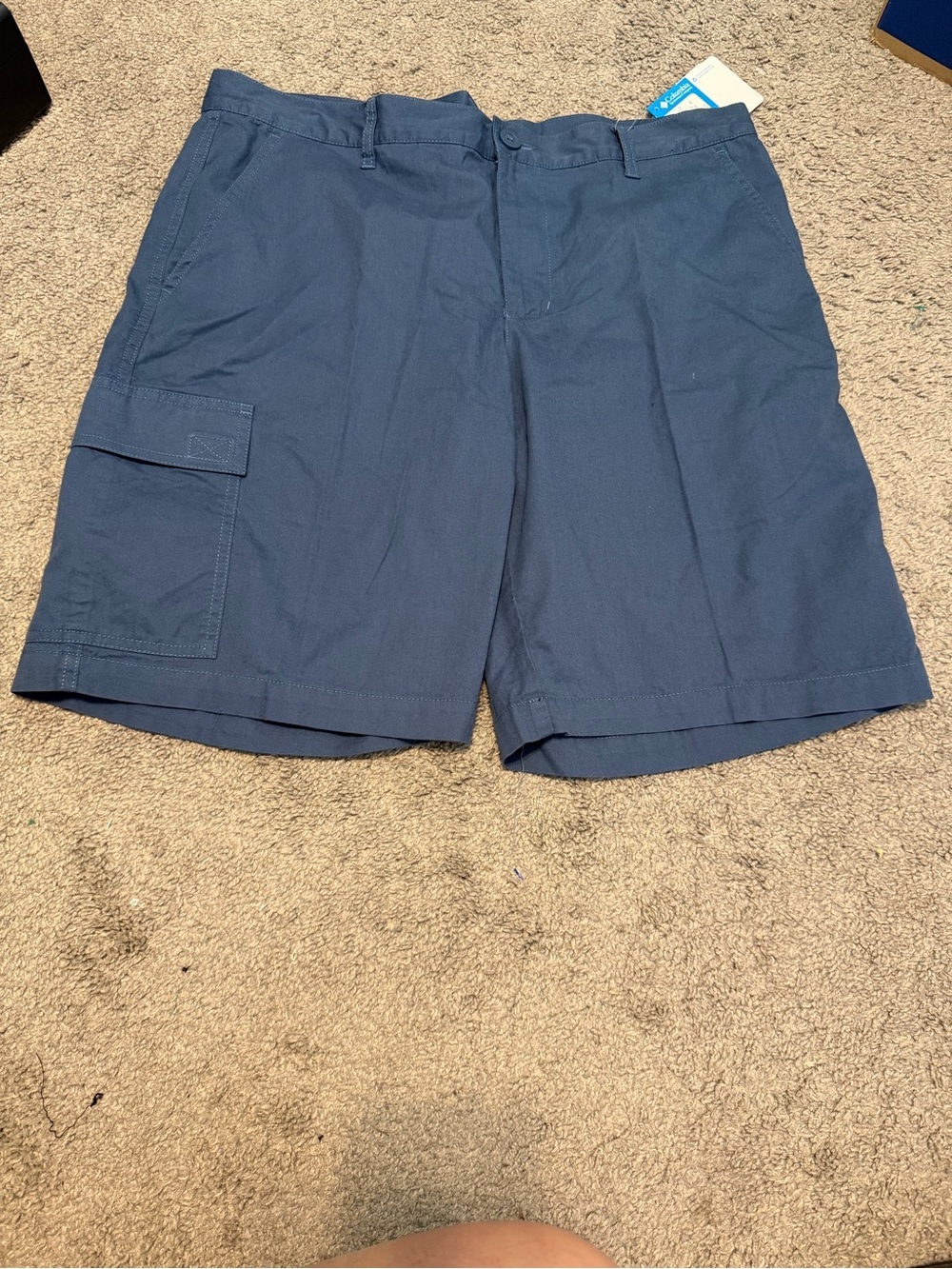 Columbia Men's Navy Blue Cargo Shorts